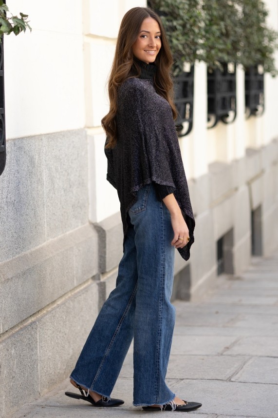 Poncho Merhawi negro