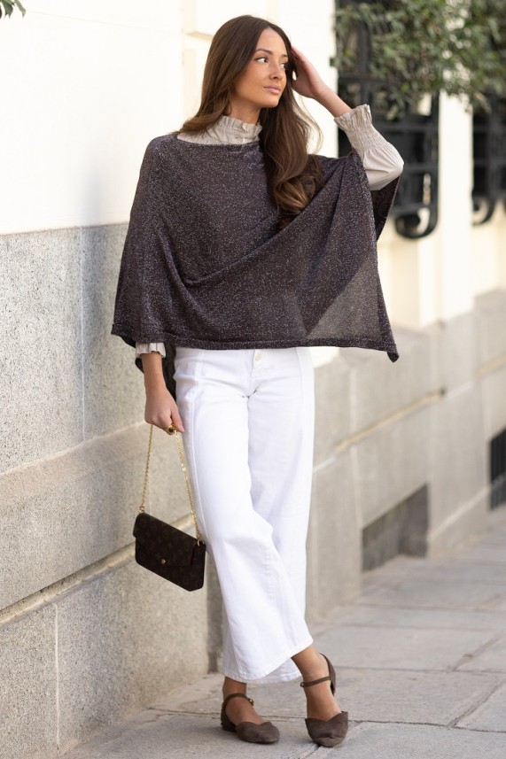 Poncho Merhawi marrón